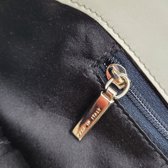 Dolce & Cabbana  womens exotic skin Miss Martini Bag - Picture 8 of 16